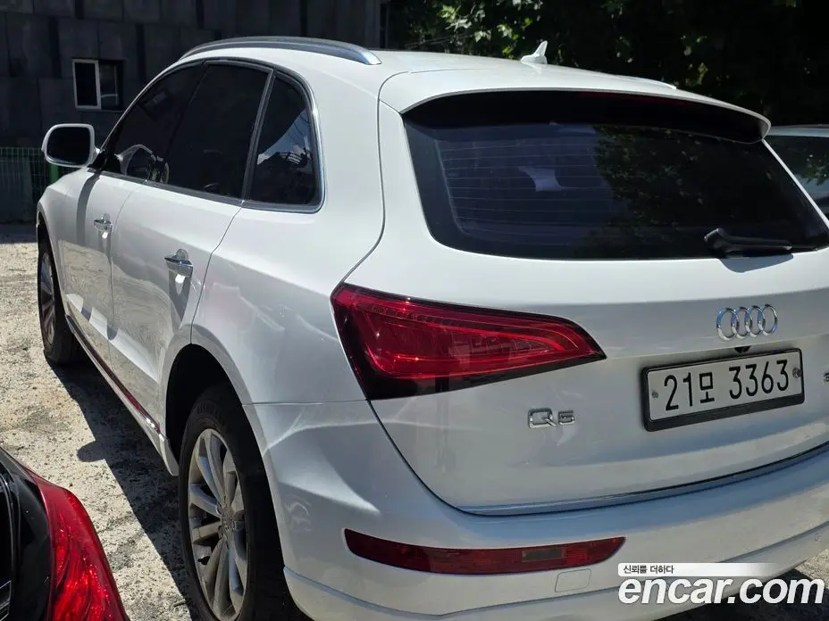 Audi Q5 2015 2.0 автомат (гидро), фото 4