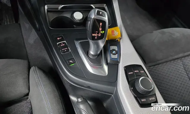 BMW 1 серия 2018 2.0 автомат (гидро), миниатюра 12