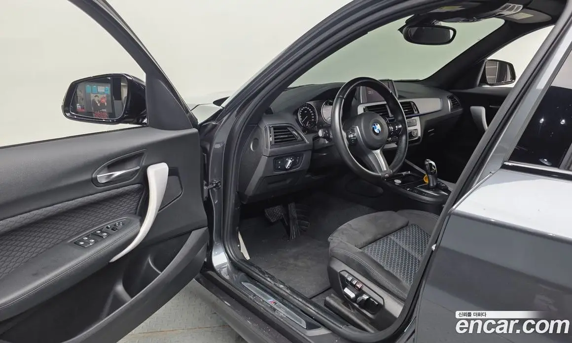 BMW 1 серия 2018 2.0 автомат (гидро), фото 13