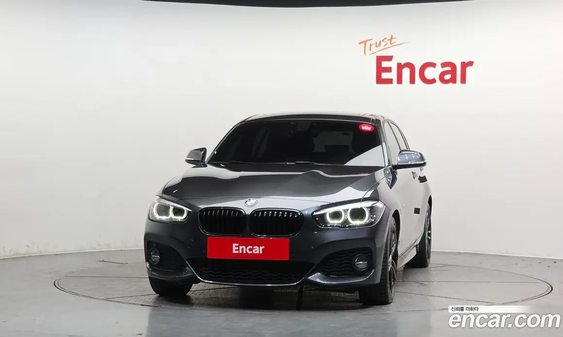 BMW 1 серия 2018 2.0 автомат (гидро), фото 3