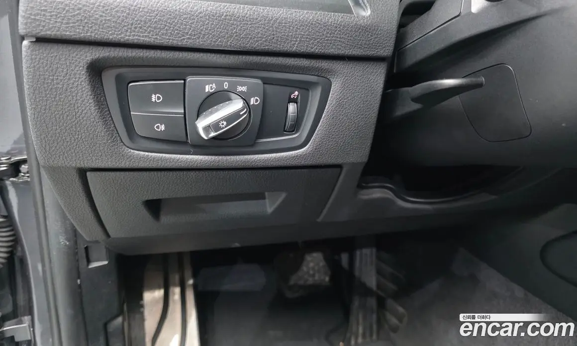 BMW 1 серия 2018 2.0 автомат (гидро), фото 28