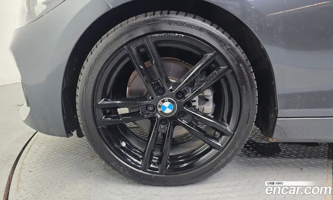 BMW 1 серия 2018 2.0 автомат (гидро), фото 5
