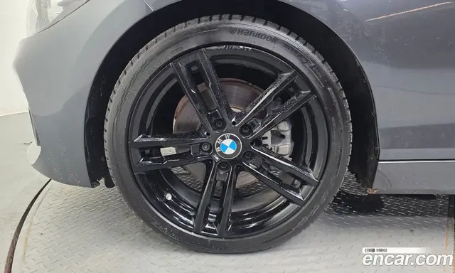 BMW 1 серия 2018 2.0 автомат (гидро), миниатюра 5