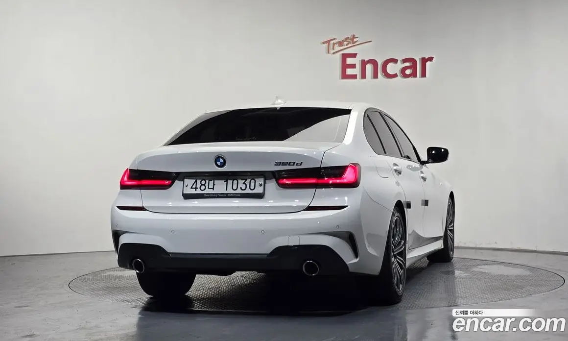 BMW 3 серия 2019 2.0 автомат (гидро), фото 3
