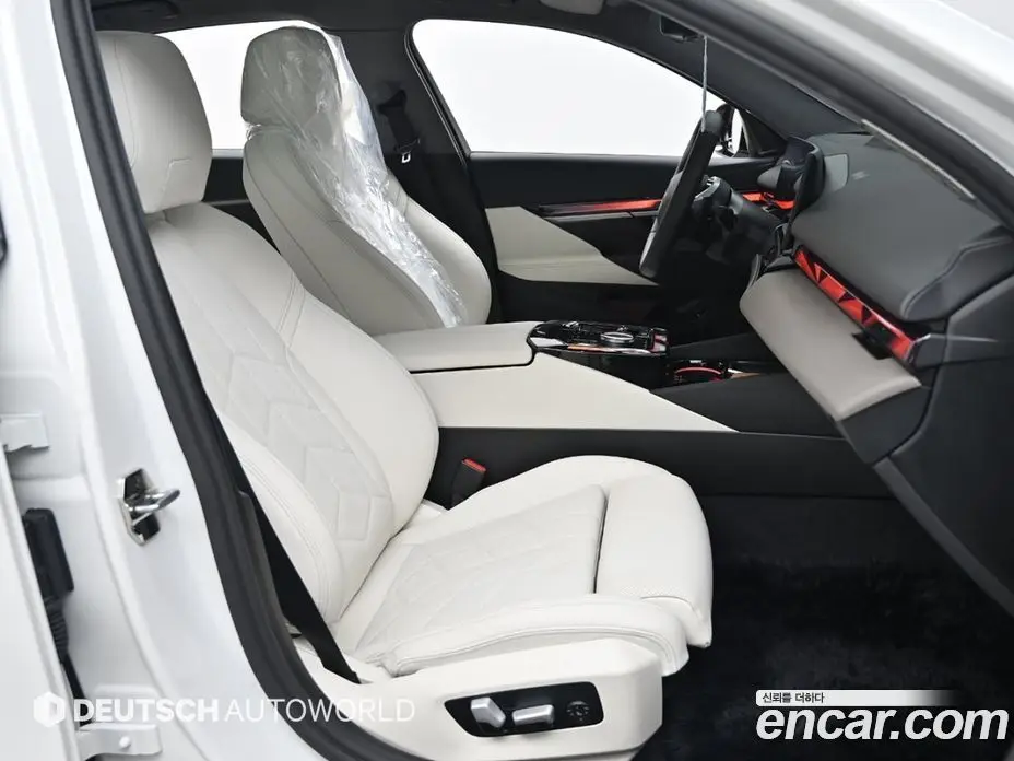 BMW 5 серия 2025 2.0 автомат (гидро), фото 10