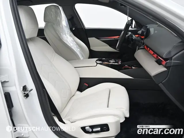BMW 5 серия 2025 2.0 автомат (гидро), миниатюра 10