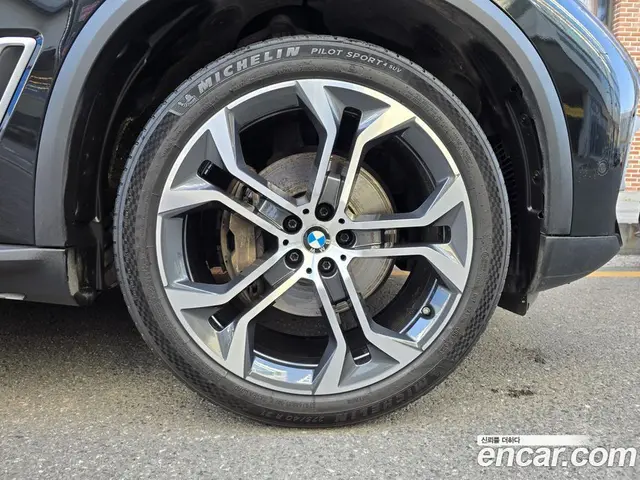 BMW X5 2022 3.0 автомат (гидро), миниатюра 5