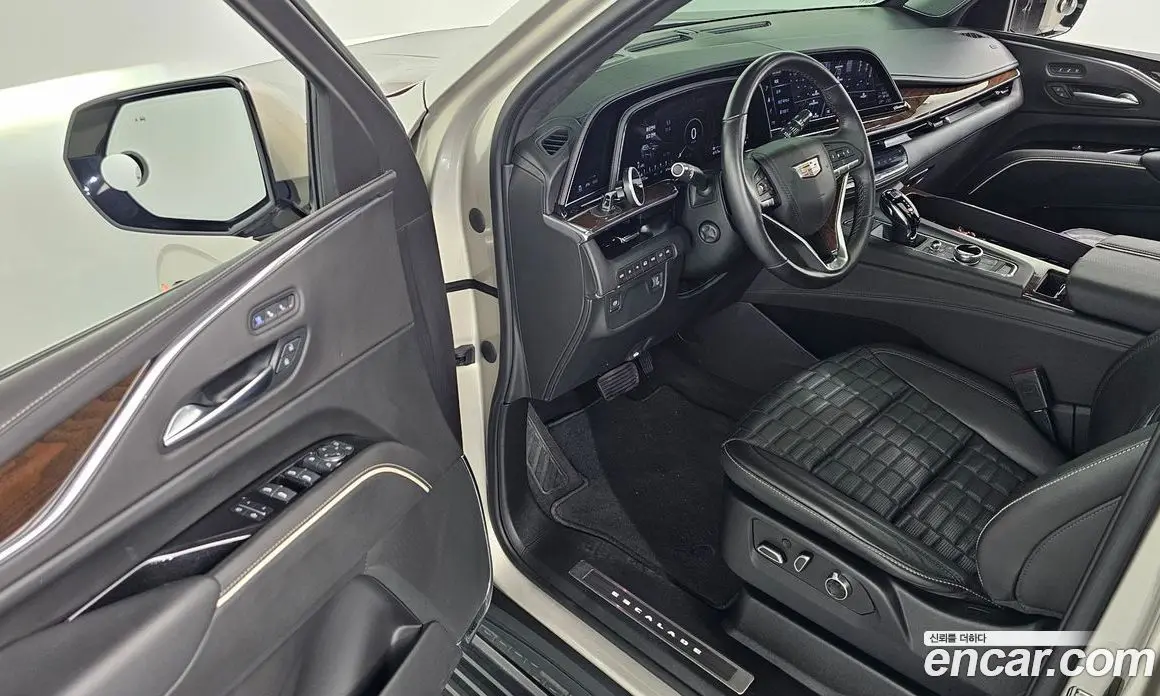 Cadillac Escalade 2023 6.2 автомат (гидро), фото 13