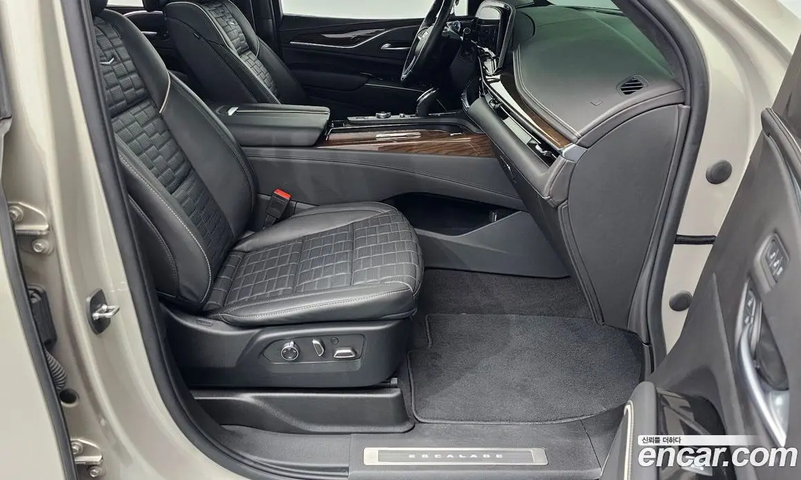 Cadillac Escalade 2023 6.2 автомат (гидро), фото 17