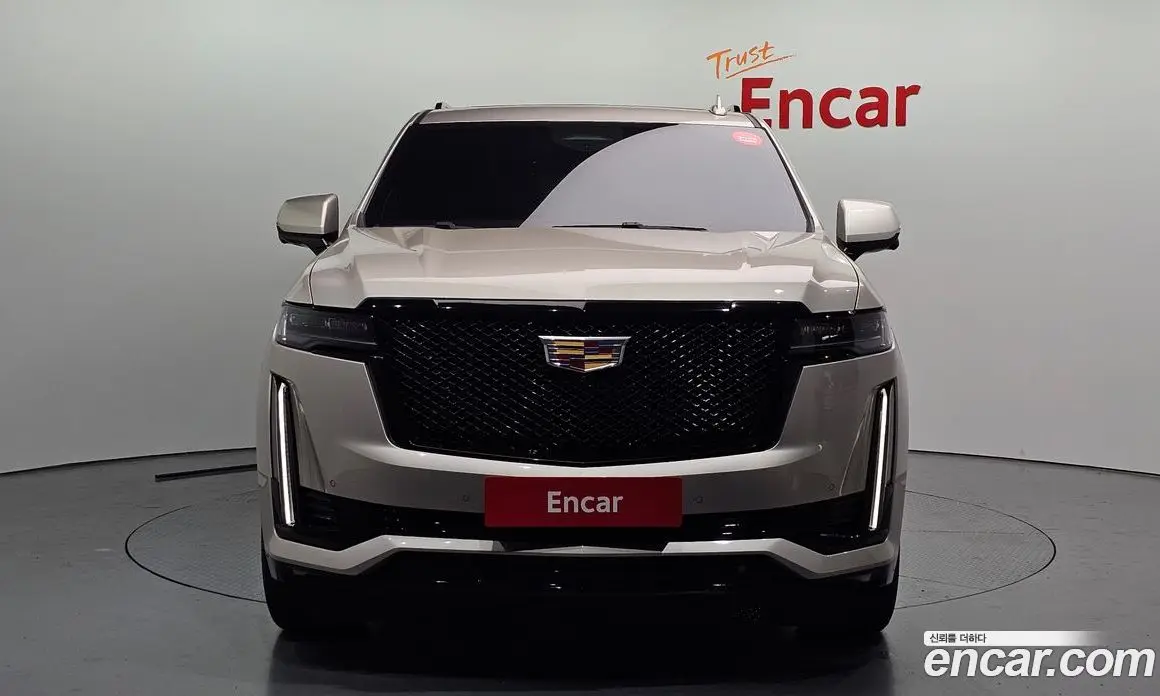 Cadillac Escalade 2023 6.2 автомат (гидро), фото 3