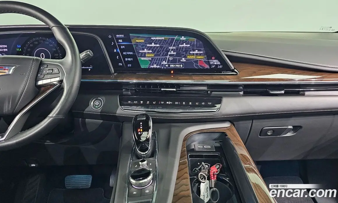 Cadillac Escalade 2023 6.2 автомат (гидро), фото 21