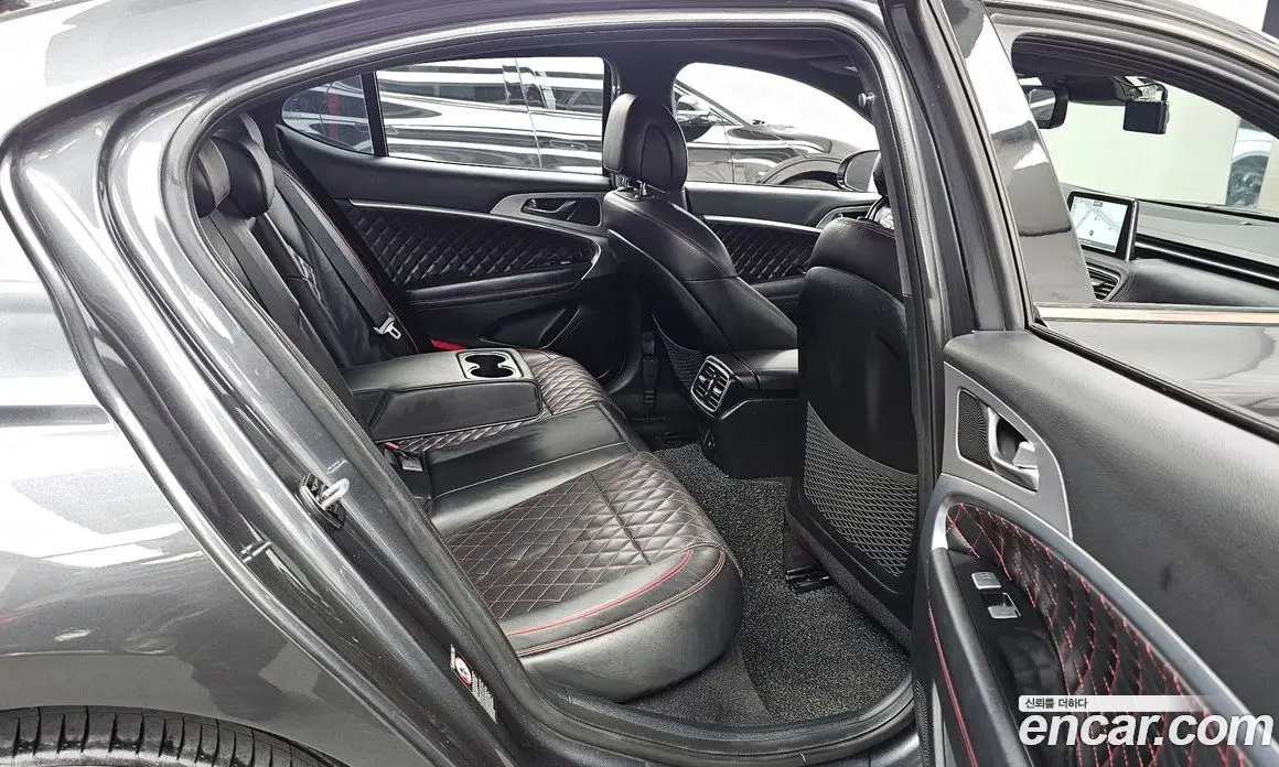 Genesis G70 2017 3.3 автомат (гидро), фото 12