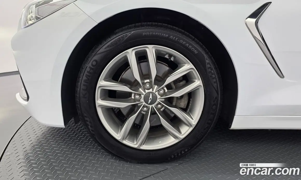 Genesis G70 2017 2.2 автомат (гидро), фото 5