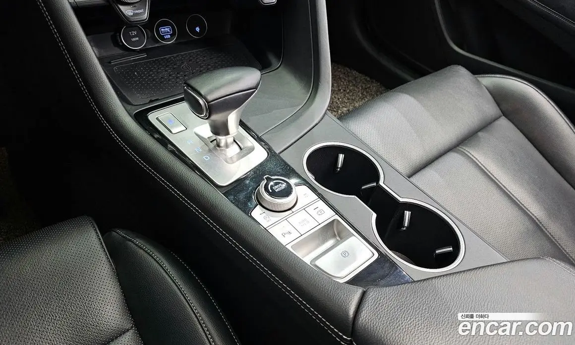 Genesis G70 2021 2.0 автомат (гидро), фото 9