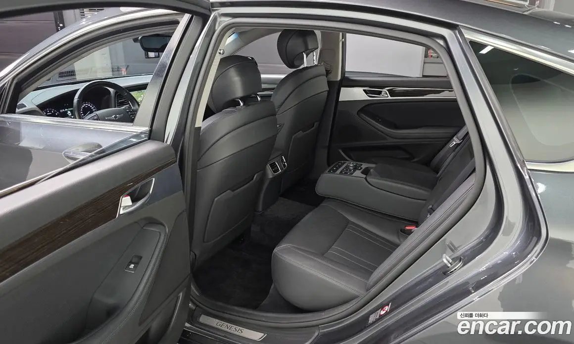 Genesis G80 2017 3.3 автомат (гидро), фото 11