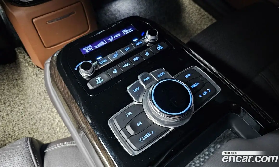 Genesis G90 2019 3.8 автомат (гидро), фото 28