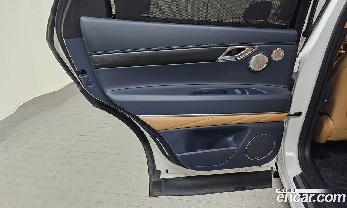 Genesis GV80 2022 3.0 автомат (гидро), фото 14