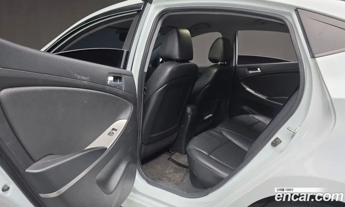 Hyundai Accent 2016 1.4 автомат (гидро), фото 18