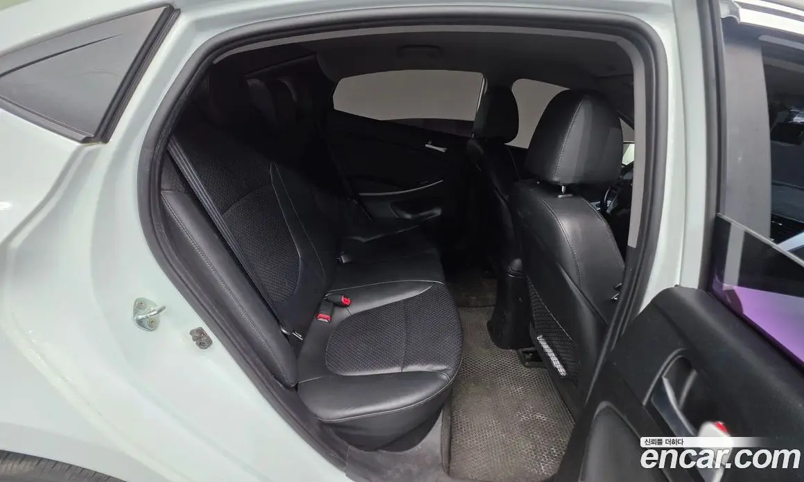 Hyundai Accent 2016 1.4 автомат (гидро), фото 19