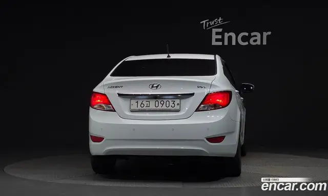 Hyundai Accent 2016 1.4 автомат (гидро), миниатюра 4