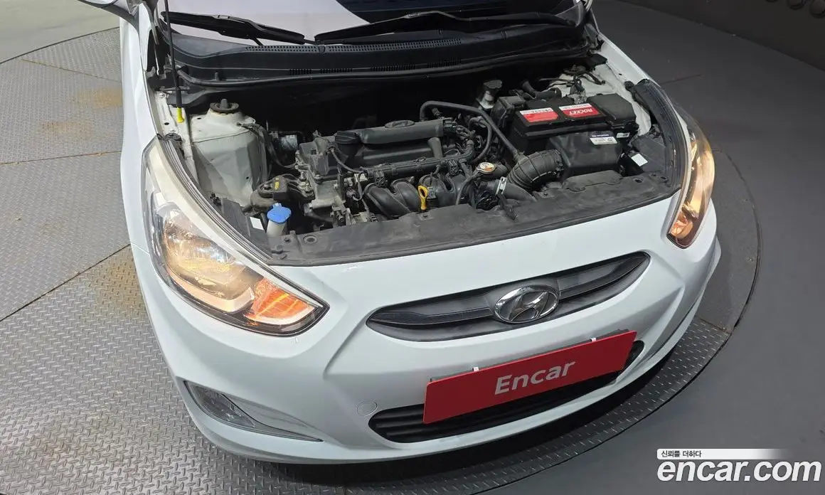 Hyundai Accent 2016 1.4 автомат (гидро), фото 6