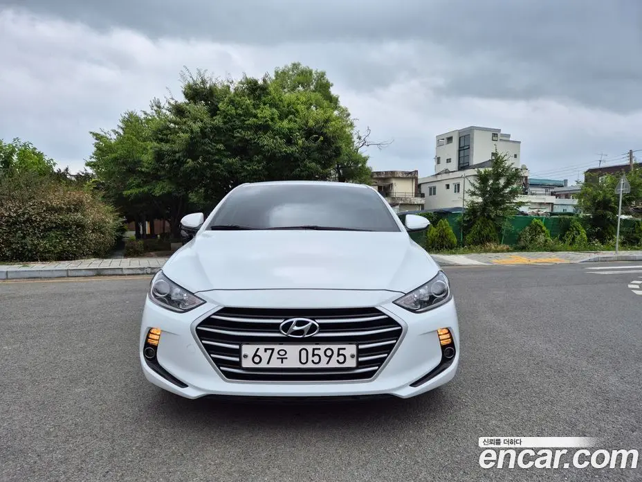 Hyundai Avante 2016 1.6 автомат (гидро), фото 3