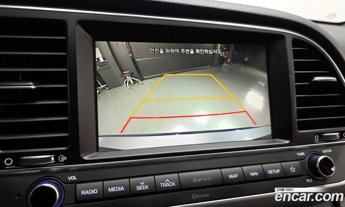 Hyundai Avante 2018 1.6 автомат (гидро), фото 15
