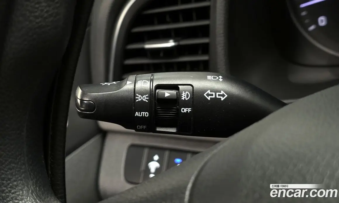 Hyundai Avante 2018 1.6 автомат (гидро), фото 18
