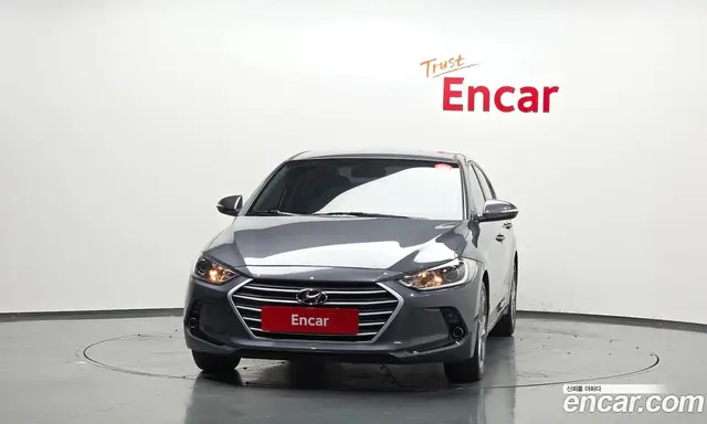 Hyundai Avante 2018 1.6 автомат (гидро), миниатюра 3
