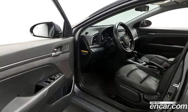 Hyundai Avante 2018 1.6 автомат (гидро), миниатюра 10