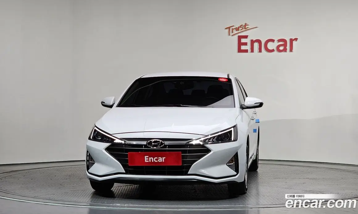 Hyundai Avante 2019 1.6 автомат (гидро), фото 3 Hyundai Avante 2019 1.6 автомат (гидро), фото 3