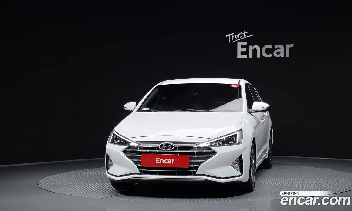 Hyundai Avante 2020 1.6 автомат (гидро), фото 3