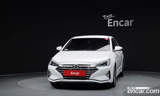 Hyundai Avante 2020 1.6 автомат (гидро), миниатюра 3
