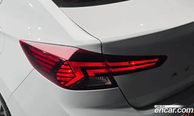 Hyundai Avante 2020 1.6 автомат (гидро), миниатюра 9