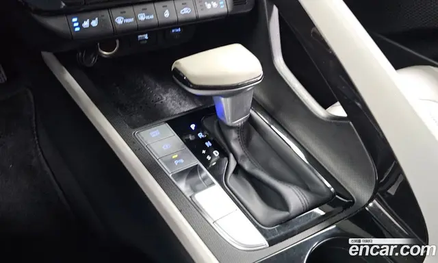 Hyundai Avante 2021 1.6 автомат (гидро), миниатюра 11
