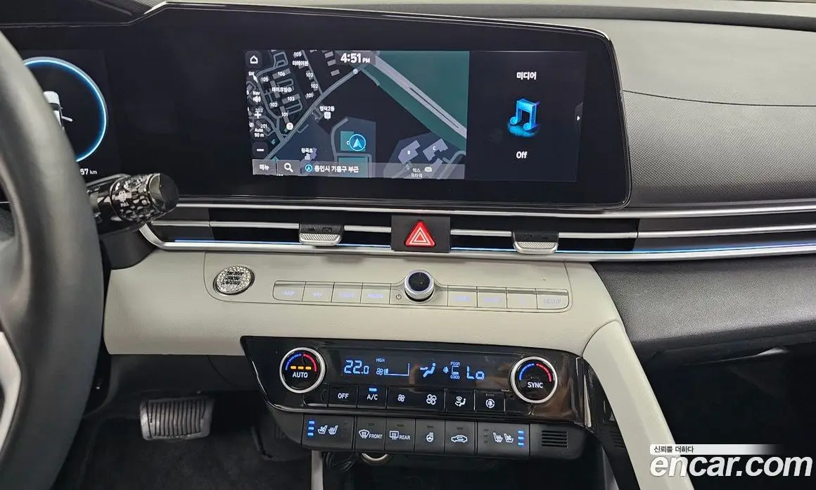 Hyundai Avante 2021 1.6 автомат (гидро), фото 17