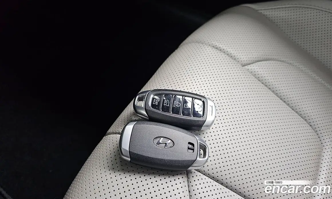 Hyundai Avante 2021 1.6 автомат (гидро), фото 20