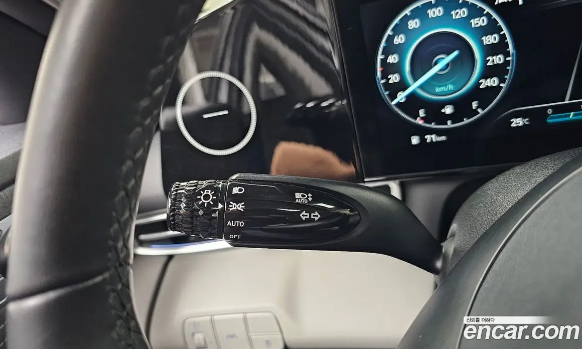 Hyundai Avante 2021 1.6 автомат (гидро), фото 28