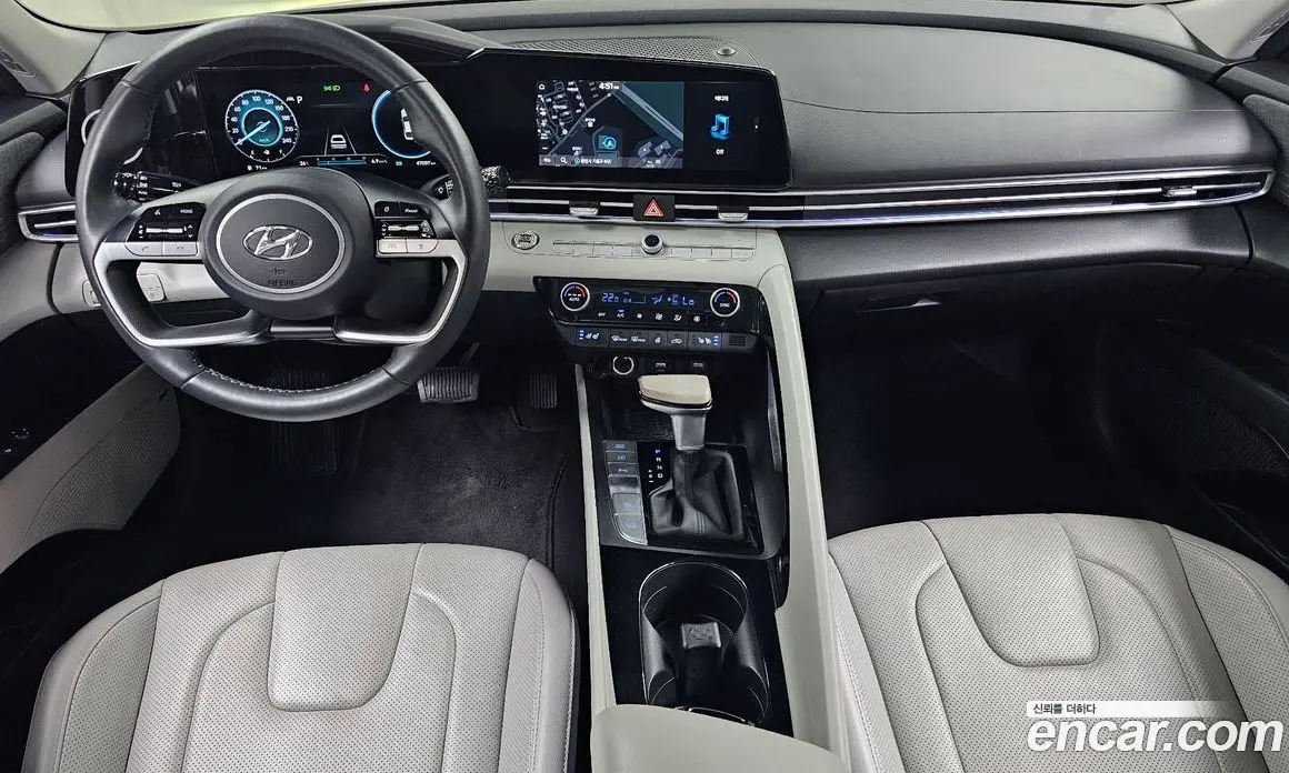 Hyundai Avante 2021 1.6 автомат (гидро), фото 9