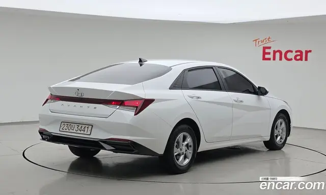 Hyundai Avante 2021 1.6 автомат (гидро), миниатюра 2