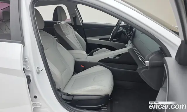 Hyundai Avante 2021 1.6 автомат (гидро), миниатюра 11