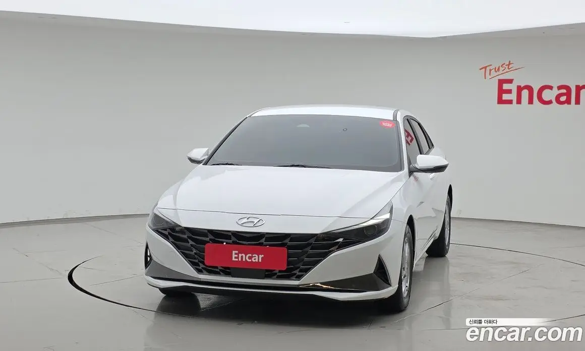 Hyundai Avante 2021 1.6 автомат (гидро), фото 3
