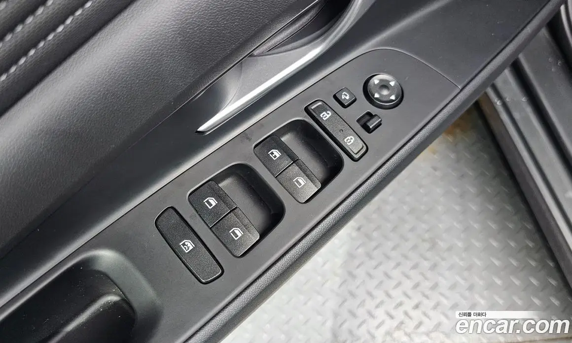 Hyundai Avante 2022 1.6 автомат (гидро), фото 28