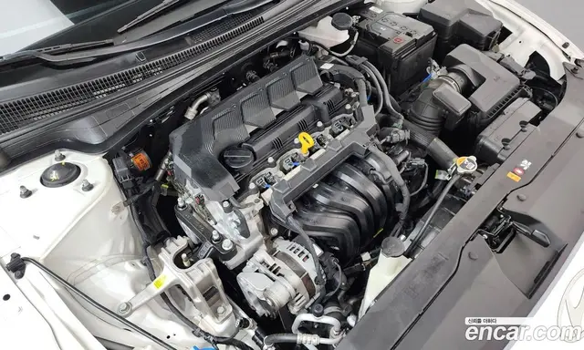 Hyundai Avante 2023 1.6 автомат (гидро), миниатюра 6