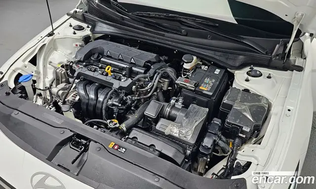 Hyundai Avante 2023 1.6 автомат (гидро), миниатюра 6