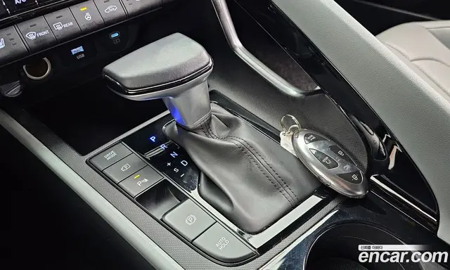 Hyundai Avante 2023 1.6 автомат (гидро), миниатюра 9