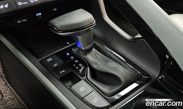 Hyundai Avante 2024 1.6 автомат (гидро), миниатюра 9