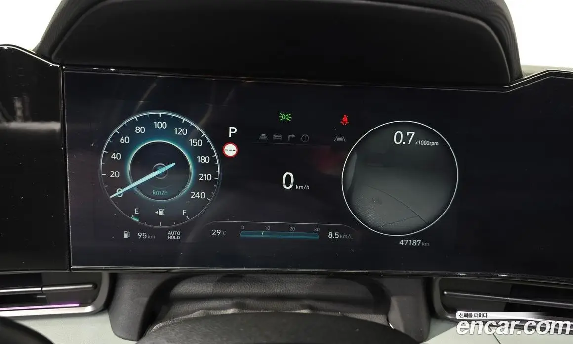 Hyundai Avante 2024 1.6 автомат (гидро), фото 11