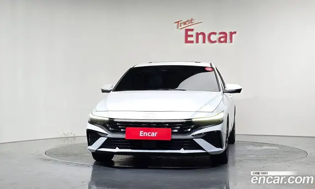 Hyundai Avante 2024 1.6 автомат (гидро), миниатюра 3