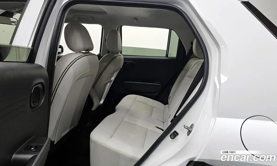 Hyundai Casper 2022 1.0 автомат (гидро), фото 12
